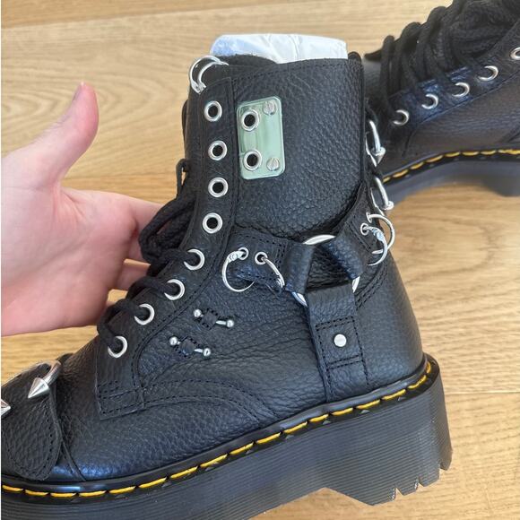 Dr. Martens - Jadon Hardware Max Milled Napa Leather Platform Buckle Boots Black - Picture 5 of 8